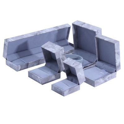 Fabricación al por mayor de joyería cuadrada de lujo Caja de joyería personalizada de alta gama Collar Brazalete Aretes Anillo conjunto de joyas Embalaje papel cartón flip mármol Caja de joyas con logotipo