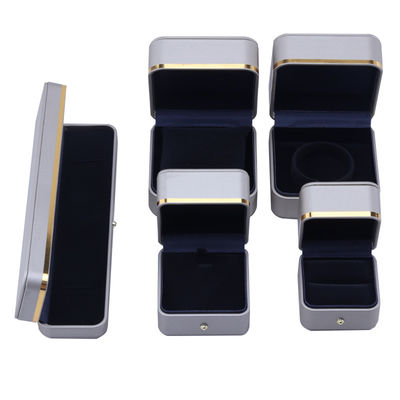 Embossing Logotipo Hanhong caja de joyería de cuero personalizada para brazalete de grado collar de reloj