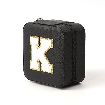 Joyería de lujo caja de almacenamiento de regalos logotipo personalizado portátil de cuero pequeño organizador de viaje negro