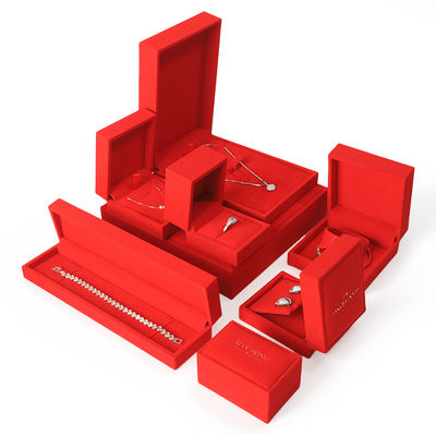 caja de joyería roja cuadrada de terciopelo de alta gama para brazalete Collar de anillo de embalaje